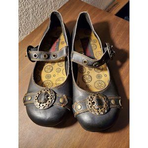 Demonia Daisy 09 Slip On Shoes Size 8